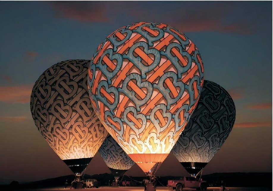 hot air balloon